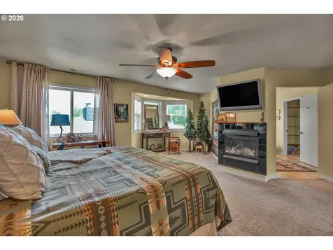 705 N Molalla Avenue Molalla OR 97038