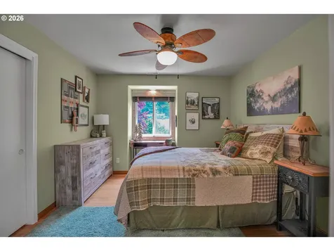 705 N Molalla Avenue Molalla OR 97038