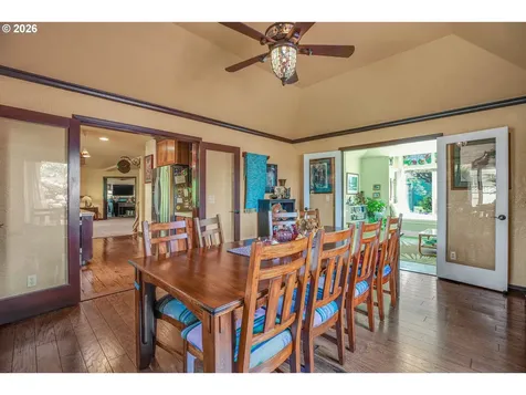 705 N Molalla Avenue Molalla OR 97038