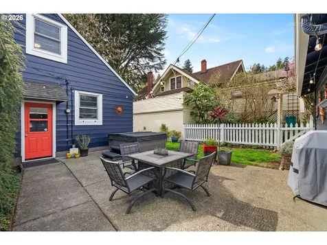 6733 S Virginia Avenue Portland OR 97219