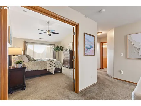 20794 Walnut Street NE Aurora OR 97002