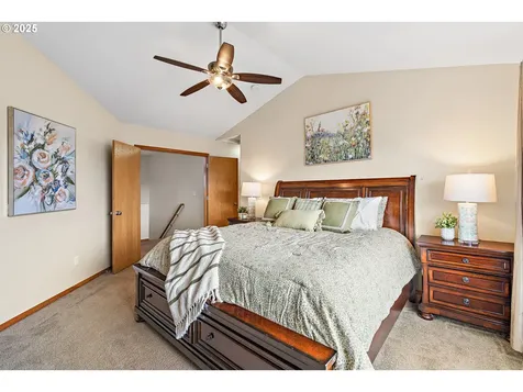 20794 Walnut Street NE Aurora OR 97002