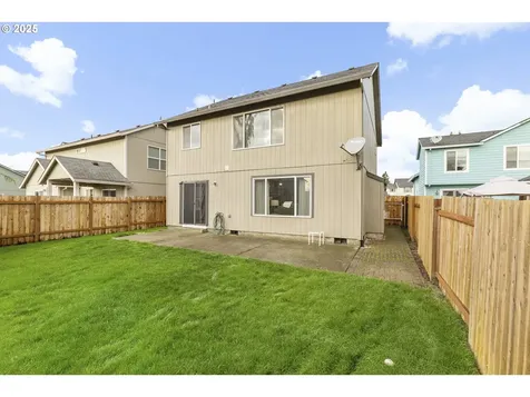 20794 Walnut Street NE Aurora OR 97002