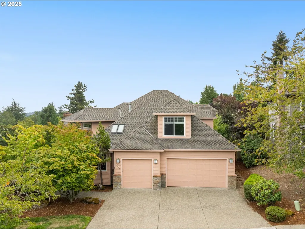 17634 Brookhurst Drive Lake Oswego OR 97034