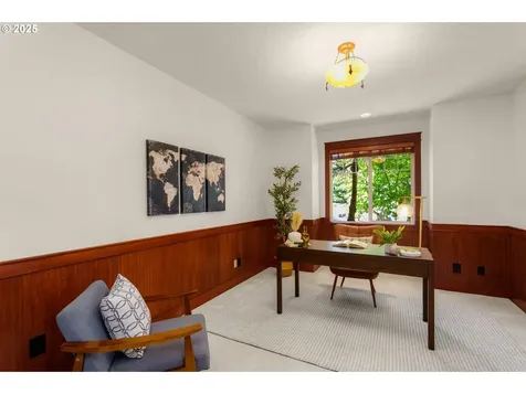 17634 Brookhurst Drive Lake Oswego OR 97034