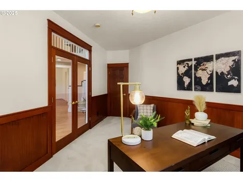17634 Brookhurst Drive Lake Oswego OR 97034