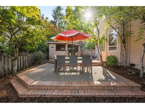 17634 Brookhurst Drive Lake Oswego OR 97034