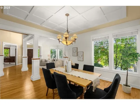 17634 Brookhurst Drive Lake Oswego OR 97034