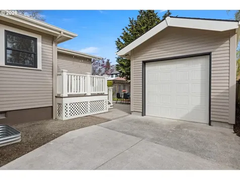 3431 NE Alameda Street Portland OR 97212