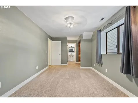 19485 S Ferguson Terrace Oregon City OR 97045