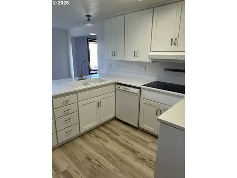 777 Kingwood Street Florence OR 97439