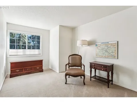 8403 SW 8th Avenue Portland OR 97219