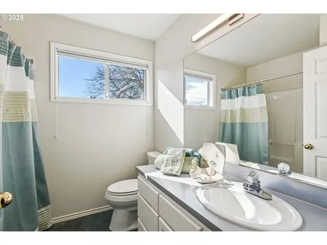8403 SW 8th Avenue Portland OR 97219