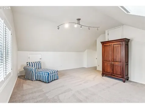 8403 SW 8th Avenue Portland OR 97219
