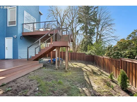 8403 SW 8th Avenue Portland OR 97219
