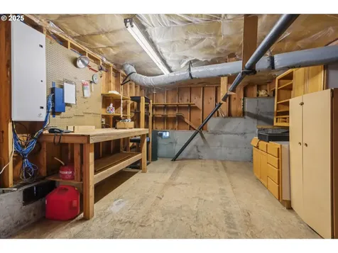 8403 SW 8th Avenue Portland OR 97219