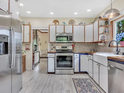 91196 Youngs River Road Astoria OR 97103