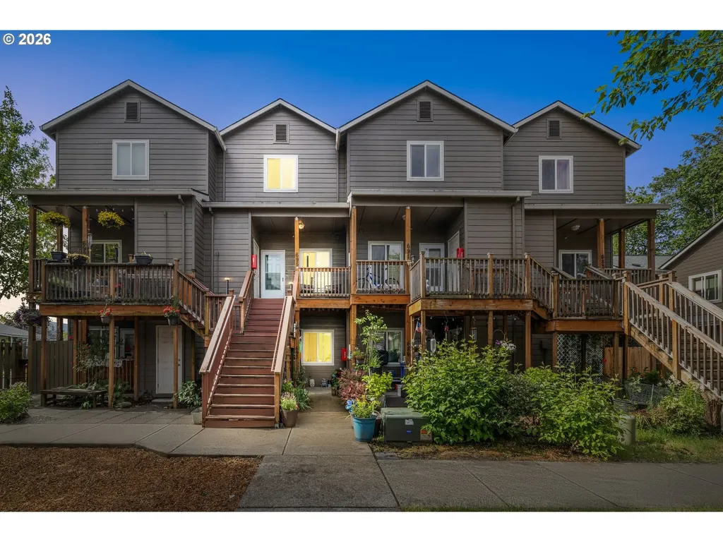 695 SE 197th Avenue Portland OR 97233