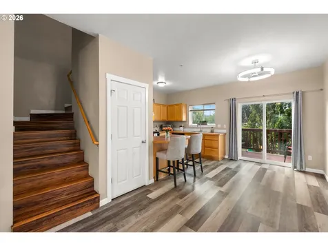 695 SE 197th Avenue Portland OR 97233
