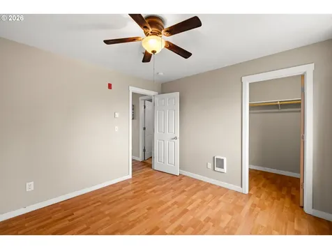 695 SE 197th Avenue Portland OR 97233