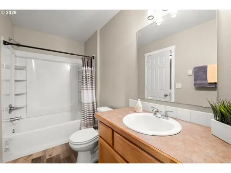 695 SE 197th Avenue Portland OR 97233