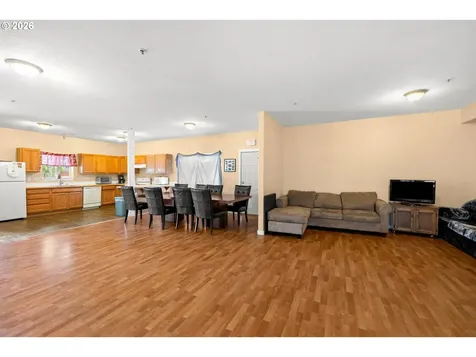 695 SE 197th Avenue Portland OR 97233