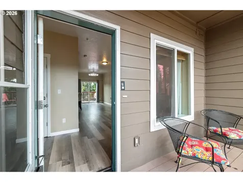 695 SE 197th Avenue Portland OR 97233