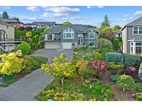 2709 NW 9th Avenue Camas WA 98607