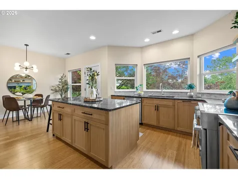 2709 NW 9th Avenue Camas WA 98607
