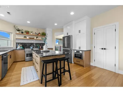 2709 NW 9th Avenue Camas WA 98607