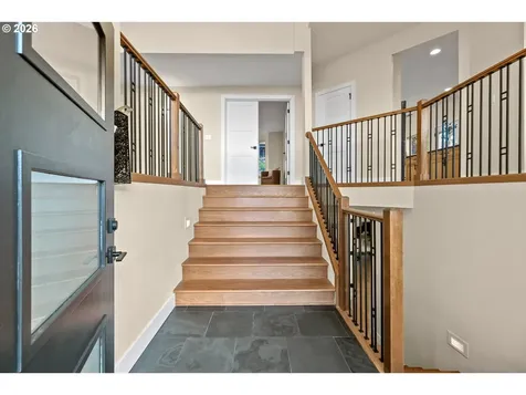 2709 NW 9th Avenue Camas WA 98607