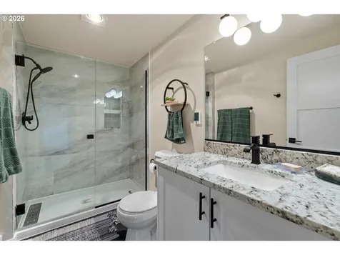 2709 NW 9th Avenue Camas WA 98607