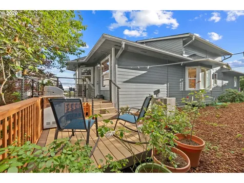 2709 NW 9th Avenue Camas WA 98607