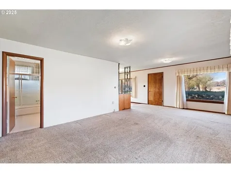 549 Valley Avenue Baker City OR 97814