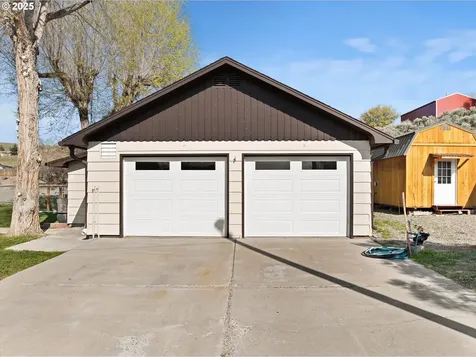 549 Valley Avenue Baker City OR 97814
