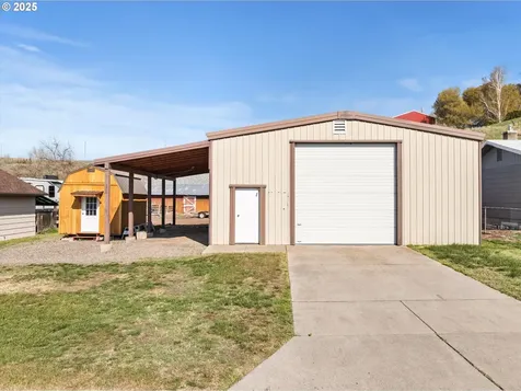 549 Valley Avenue Baker City OR 97814