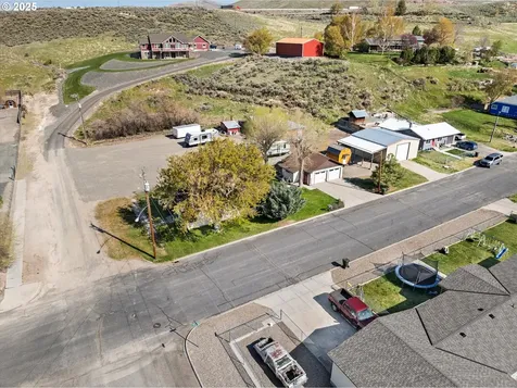 549 Valley Avenue Baker City OR 97814