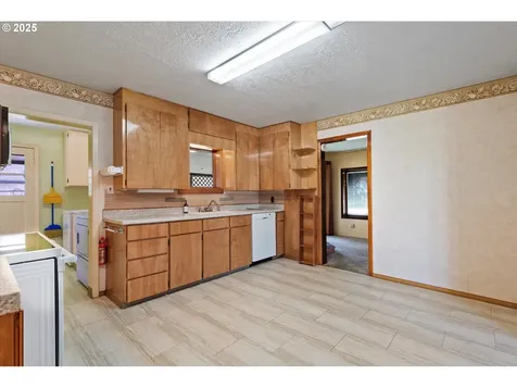 549 Valley Avenue Baker City OR 97814