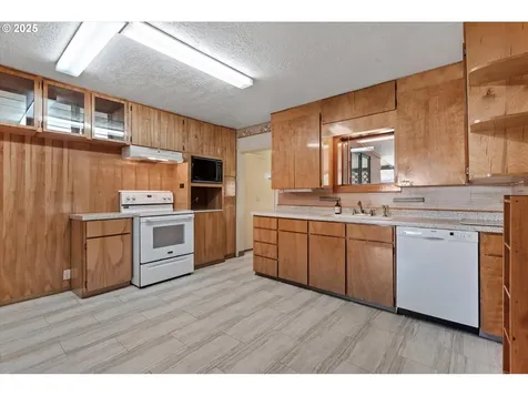 549 Valley Avenue Baker City OR 97814
