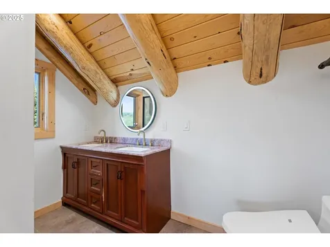 55778 SW Scoggins Valley Road Gaston OR 97119
