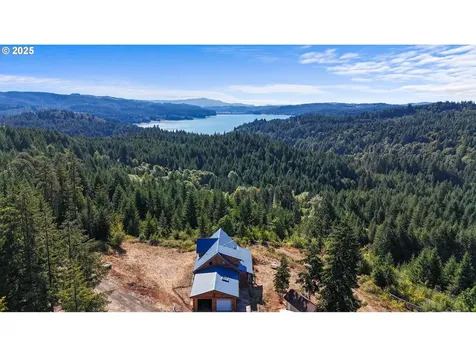 55778 SW Scoggins Valley Road Gaston OR 97119