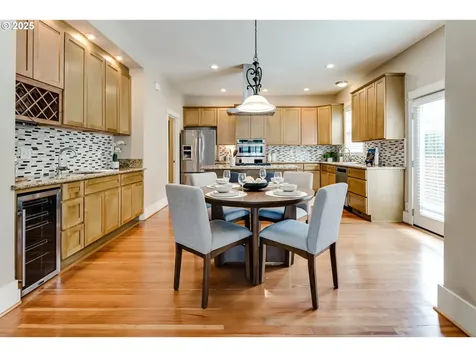 91115 N Miller Street Eugene OR 97408