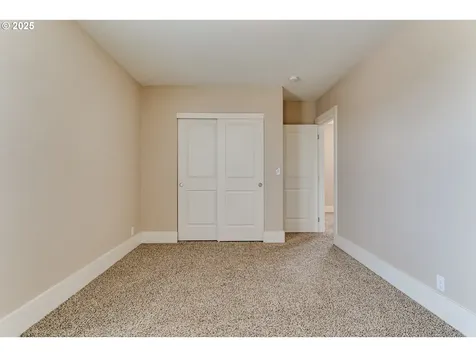 91115 N Miller Street Eugene OR 97408