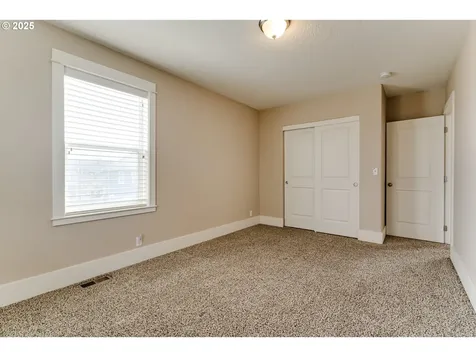 91115 N Miller Street Eugene OR 97408
