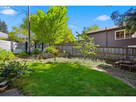 1750 E 26th Avenue Eugene OR 97403