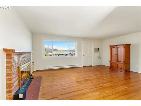 2419 Prospect Avenue Hood River OR 97031