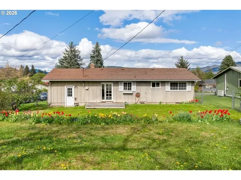 2419 Prospect Avenue Hood River OR 97031