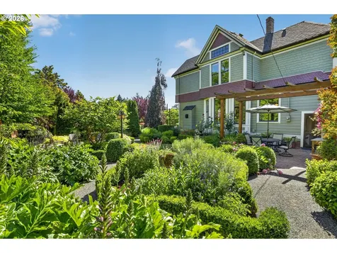 712 E 28th Street Vancouver WA 98663