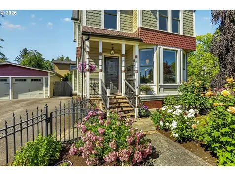 712 E 28th Street Vancouver WA 98663