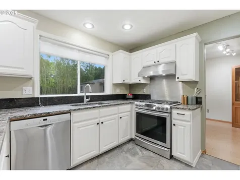 1496 SE Althaus Drive Troutdale OR 97060